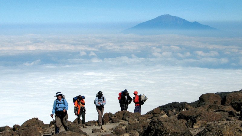 tanzaniakilimanjarogettinghigh